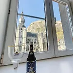Nomad - Vue Collegiale Apartment