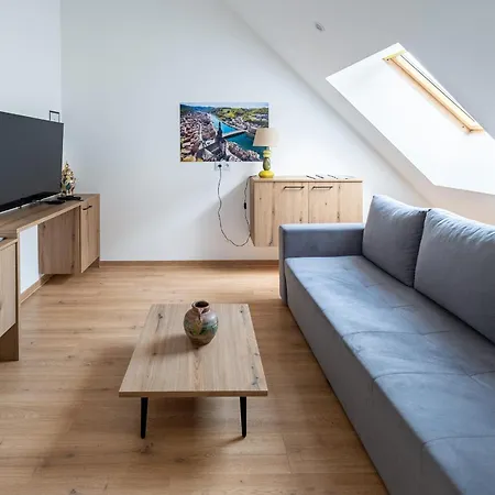 Apartment Nomad - Vue Collegiale