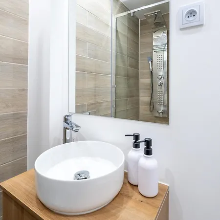 Nomad - Vue Collegiale * Ντινάντ