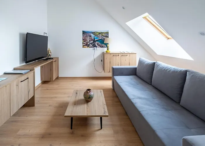 Apartment Nomad - Vue Collegiale